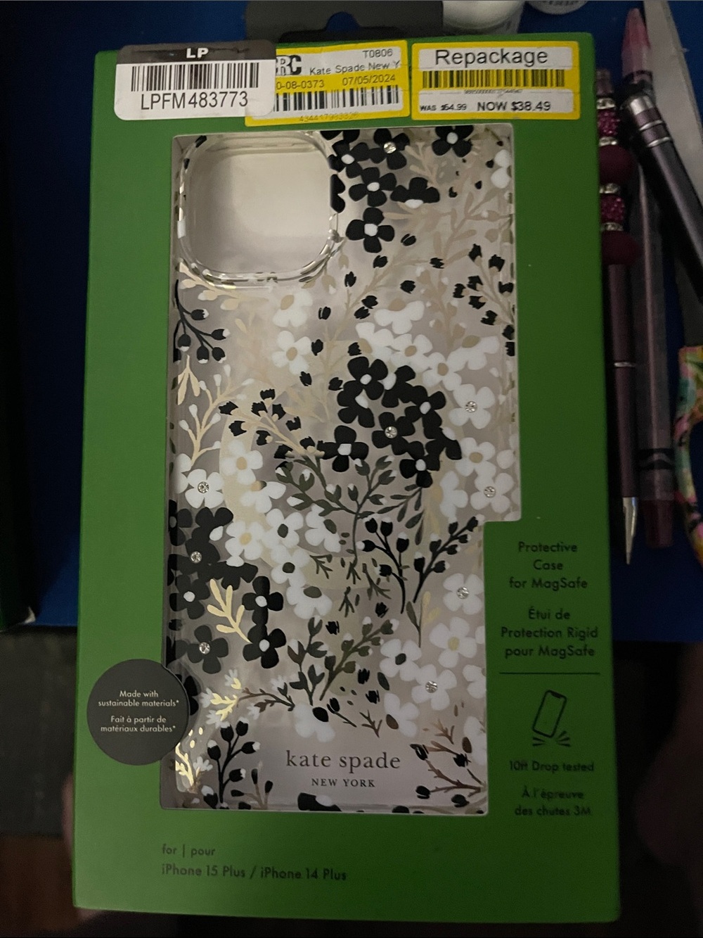 kate spade black, white, gold floral MagSafe iPhone 14/15 plus Case